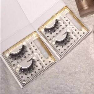 Battington mink lashes and glue ( 2 available )